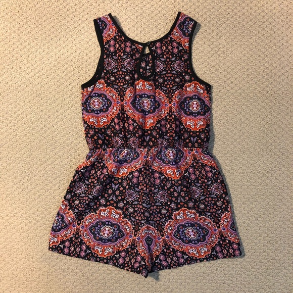 EUC Chic Print Zoe & Rose/Band of Gypsies Romper - Picture 4 of 4
